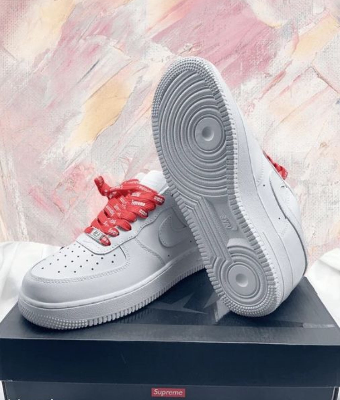 Nike  Air force one supreme